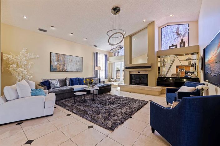 Image No.23-4 Bed Property for sale