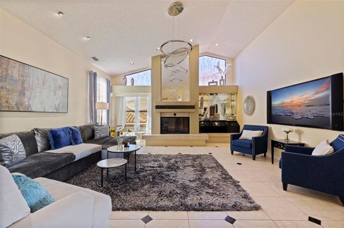 Image No.24-4 Bed Property for sale