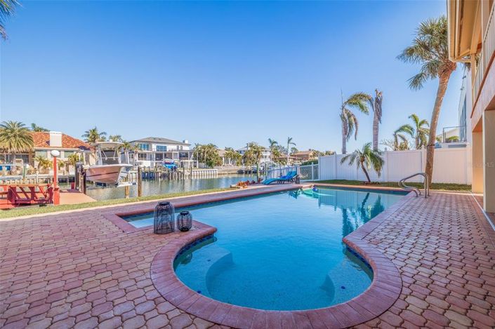 Image No.53-4 Bed Property for sale