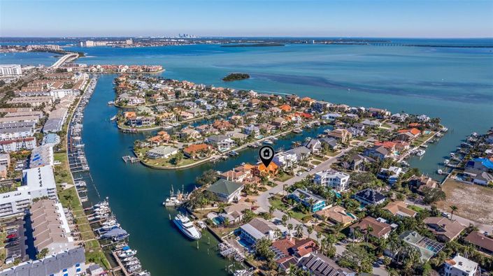 Image No.8-4 Bed Property for sale