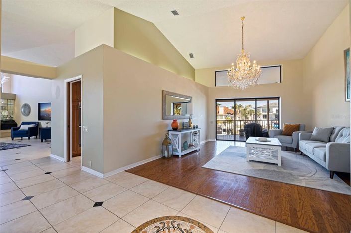 Image No.9-4 Bed Property for sale