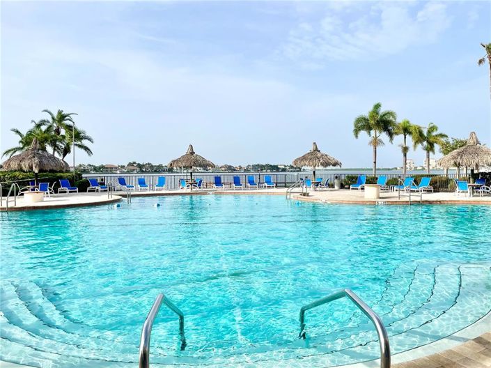 Image No.42-2 Bed Property for sale