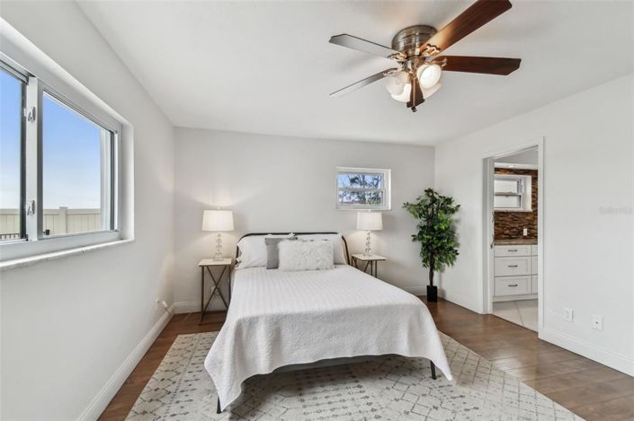 Image No.35-Propriété de 2 chambres à vendre à Floride