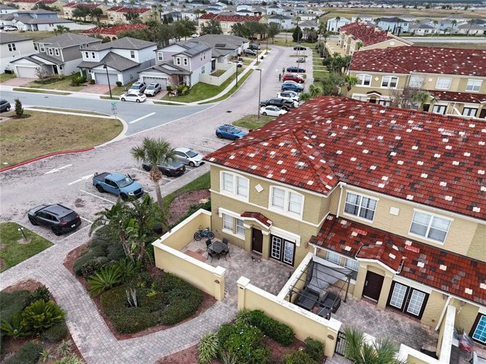 Image No.27-4 Bed Townhouse for sale