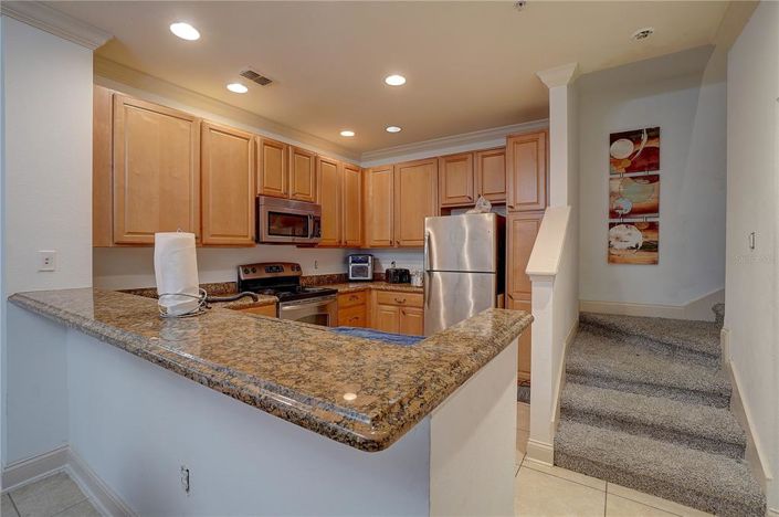 Image No.4-4 Bed Townhouse for sale