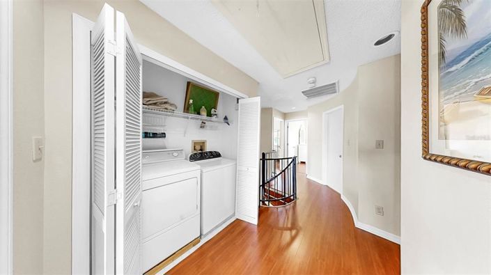 Image No.16-3 Bed Townhouse for sale