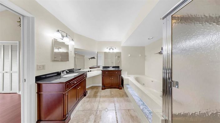 Image No.20-3 Bed Townhouse for sale