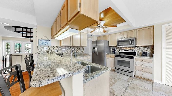 Image No.29-3 Bed Townhouse for sale