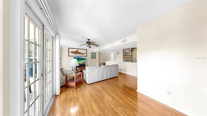 Image No.46-3 Bed Townhouse for sale