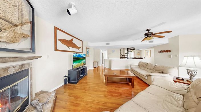 Image No.49-3 Bed Townhouse for sale