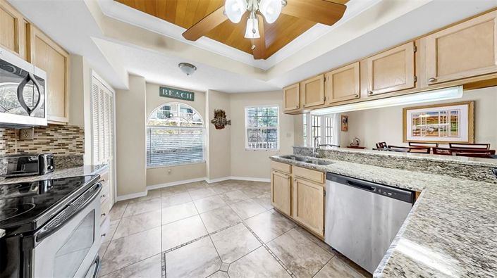 Image No.7-3 Bed Townhouse for sale