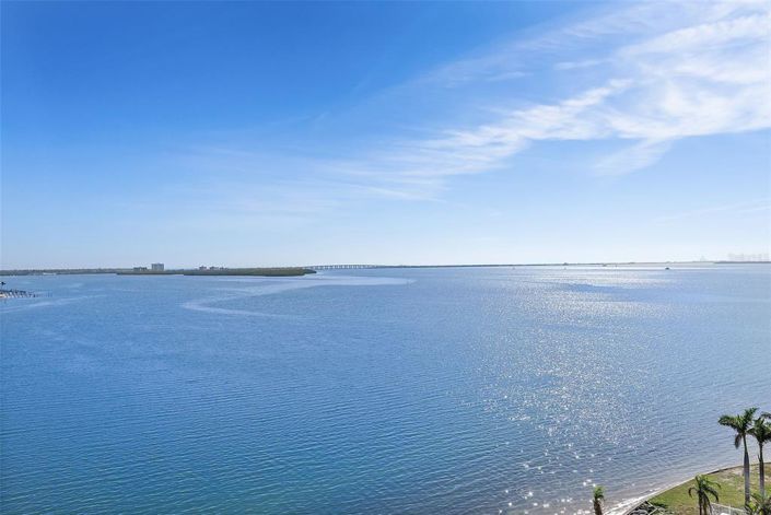 Image No.32-2 Bed Property for sale