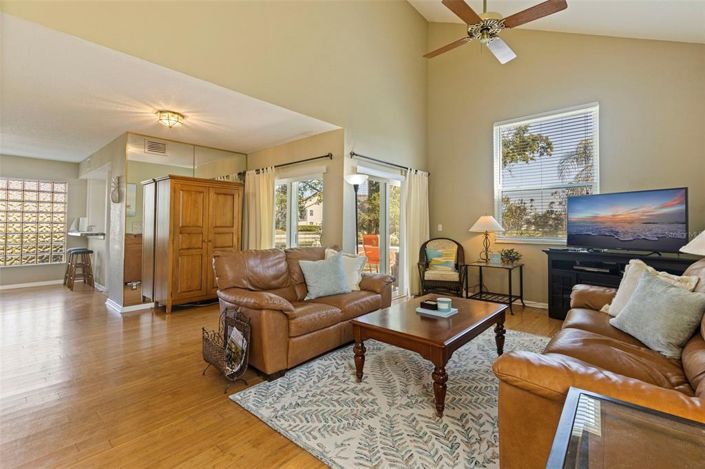 Image No.5-Maison de ville de 3 chambres à vendre à Floride