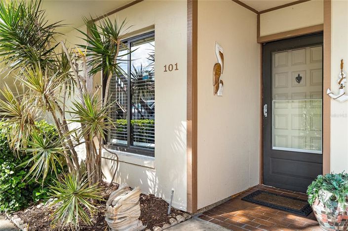 Image No.28-2 Bed Property for sale