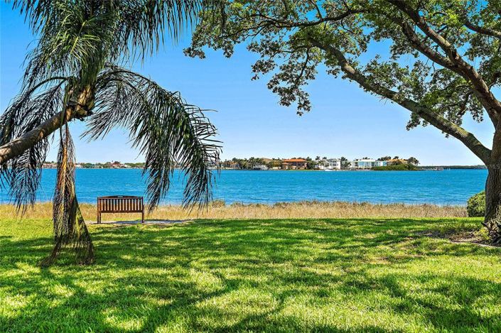 Image No.41-2 Bed Property for sale