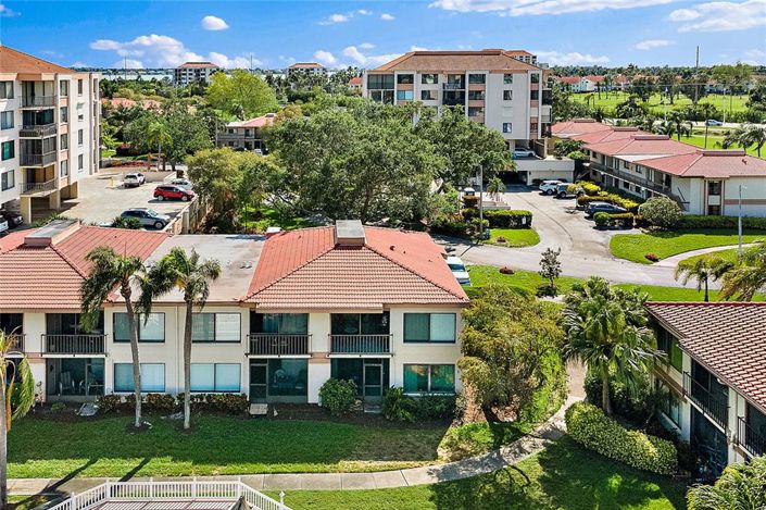 Image No.44-2 Bed Property for sale