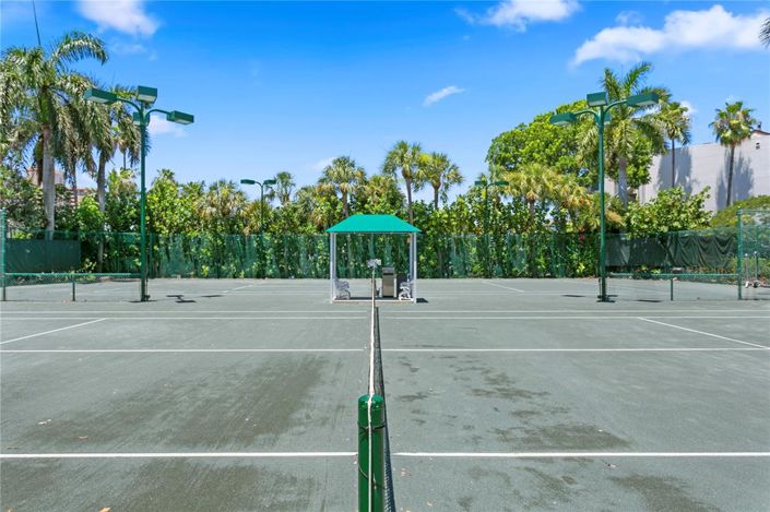 Image No.39-3 Bed Property for sale