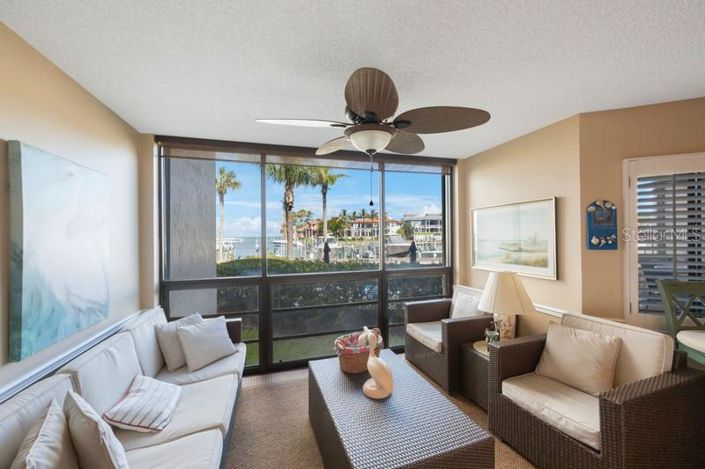 Image No.18-2 Bed Property for sale