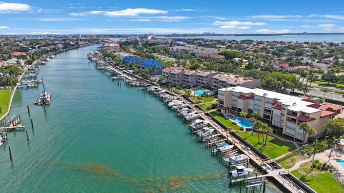 Image No.3-2 Bed Property for sale