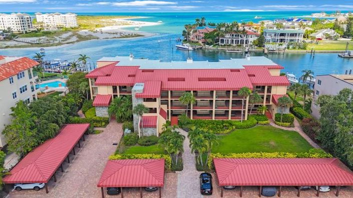 Image No.40-2 Bed Property for sale