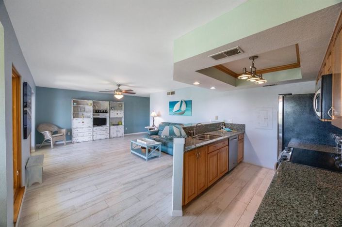 Image No.12-2 Bed Property for sale