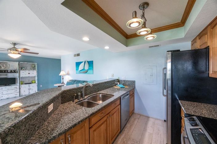 Image No.15-2 Bed Property for sale