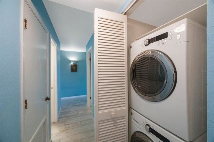 Image No.25-2 Bed Property for sale