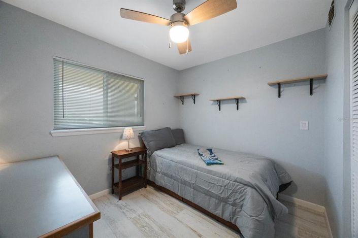 Image No.27-2 Bed Property for sale