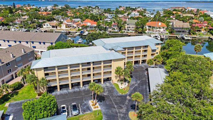 Image No.36-2 Bed Property for sale