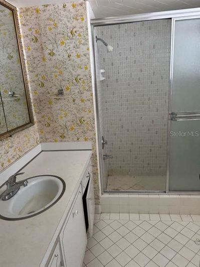 Image No.30-2 Bed Property for sale