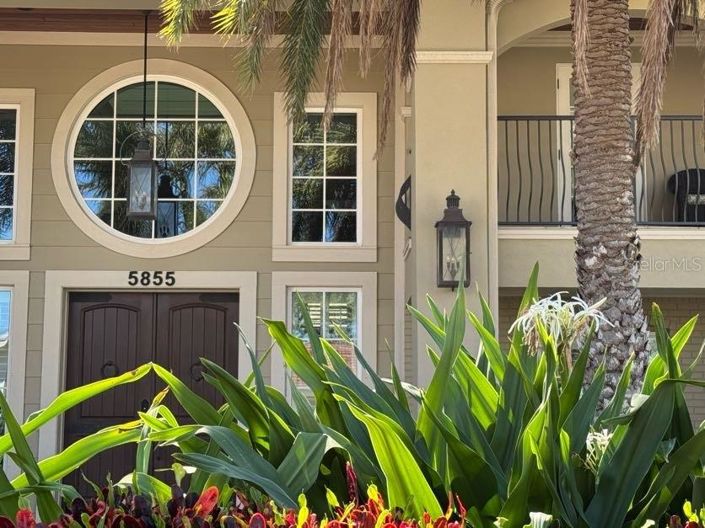 Image No.53-2 Bed Property for sale