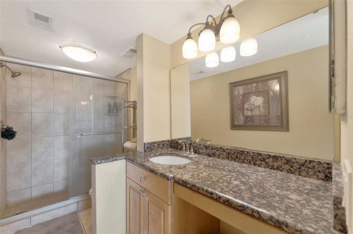 Image No.21-Propriété de 1 chambre à vendre à Floride