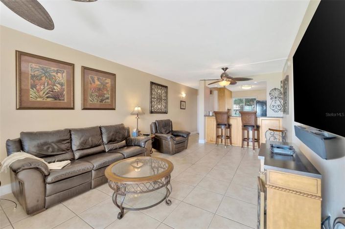 Image No.4-Propriété de 1 chambre à vendre à Floride