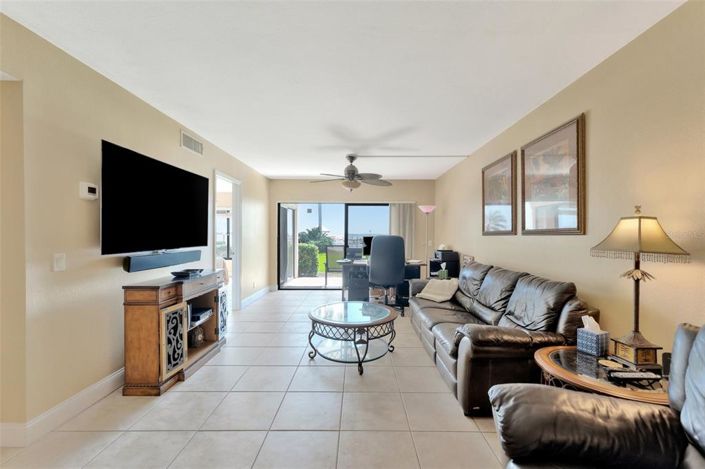 Image No.7-Propriété de 1 chambre à vendre à Floride