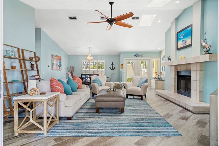 Image No.11-3 Bed Property for sale