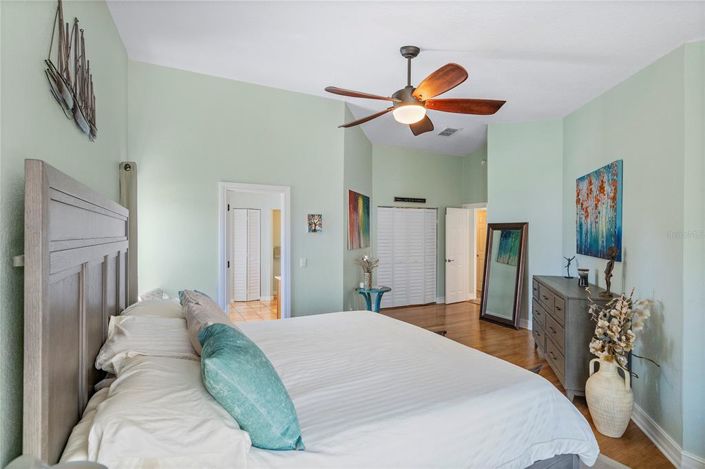 Image No.16-3 Bed Property for sale