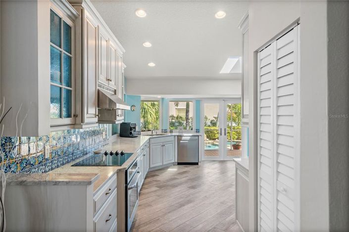 Image No.22-3 Bed Property for sale