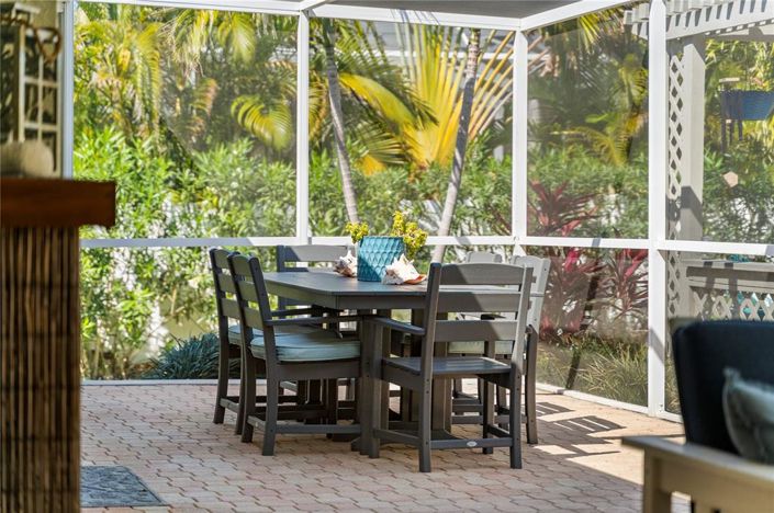 Image No.40-3 Bed Property for sale