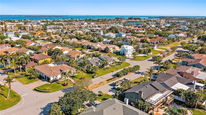 Image No.70-3 Bed Property for sale