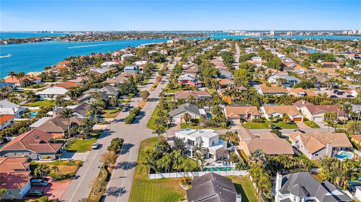 Image No.73-3 Bed Property for sale