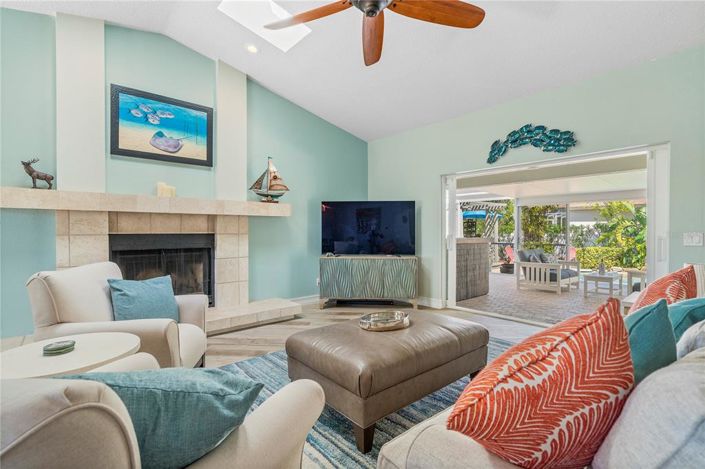 Image No.9-3 Bed Property for sale