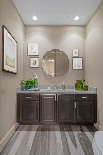 Image No.29-3 Bed Property for sale