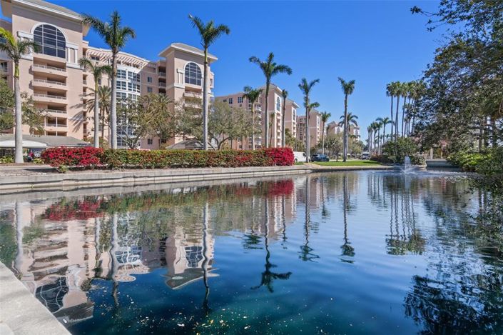 Image No.40-3 Bed Property for sale