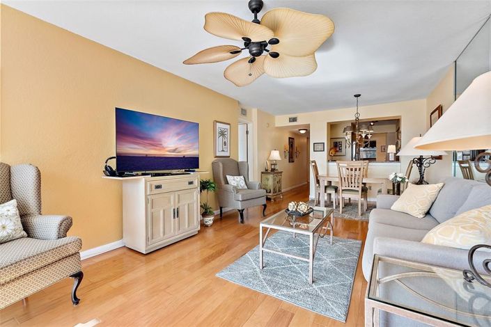 Image No.12-2 Bed Property for sale