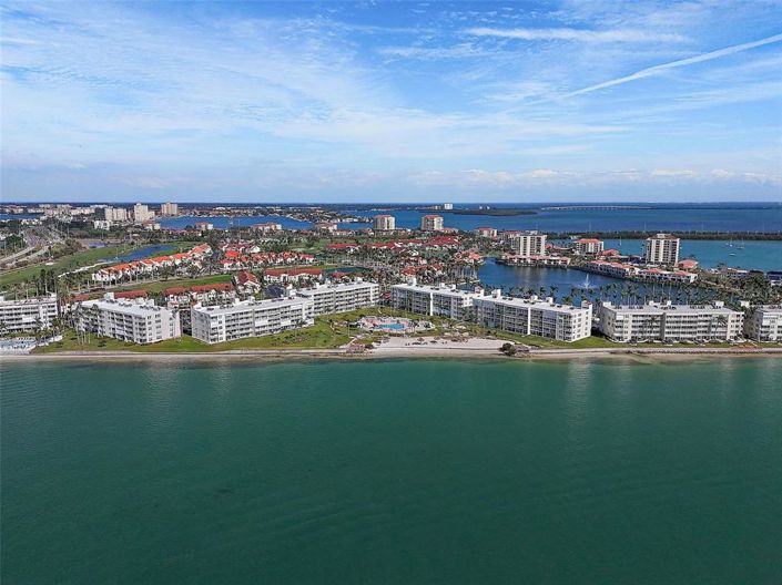 Image No.40-2 Bed Property for sale