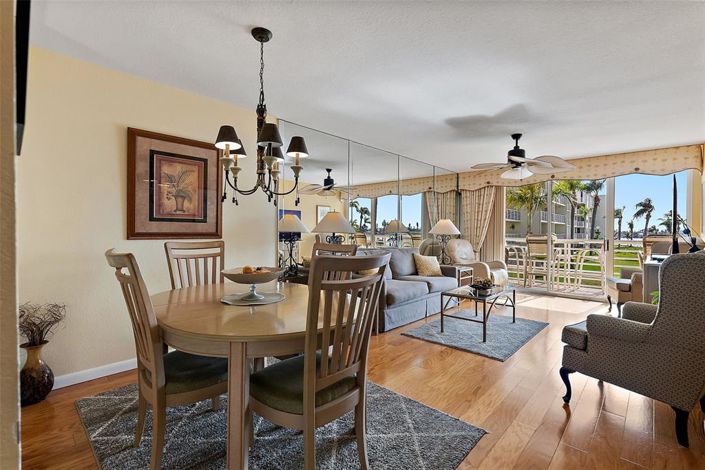 Image No.8-2 Bed Property for sale