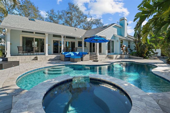 Image No.2-Propriété de 4 chambres à vendre à Floride