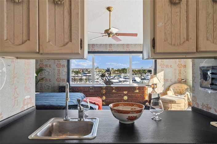 Image No.13-3 Bed Property for sale