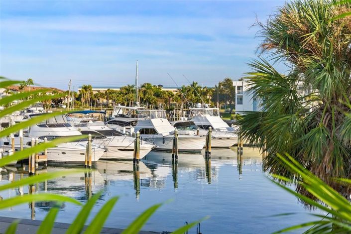 Image No.3-3 Bed Property for sale