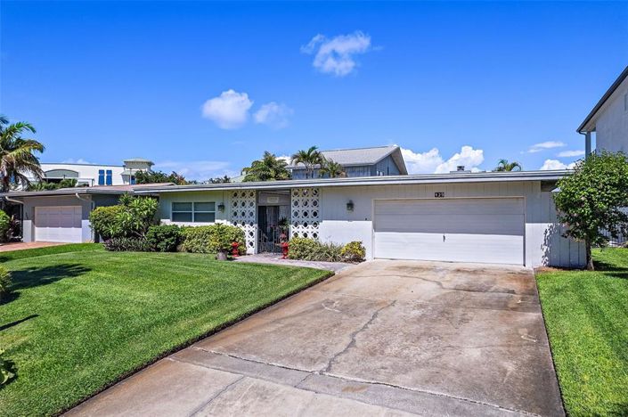 Image No.4-3 Bed Property for sale